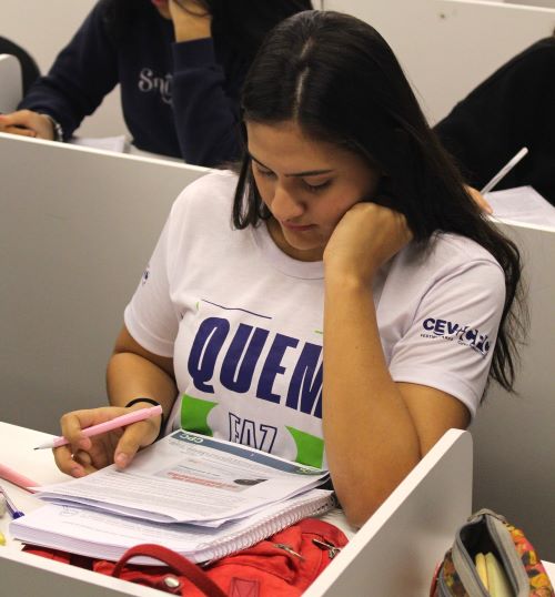 Revisões estratégicas: por que elas fazem diferença no vestibular?