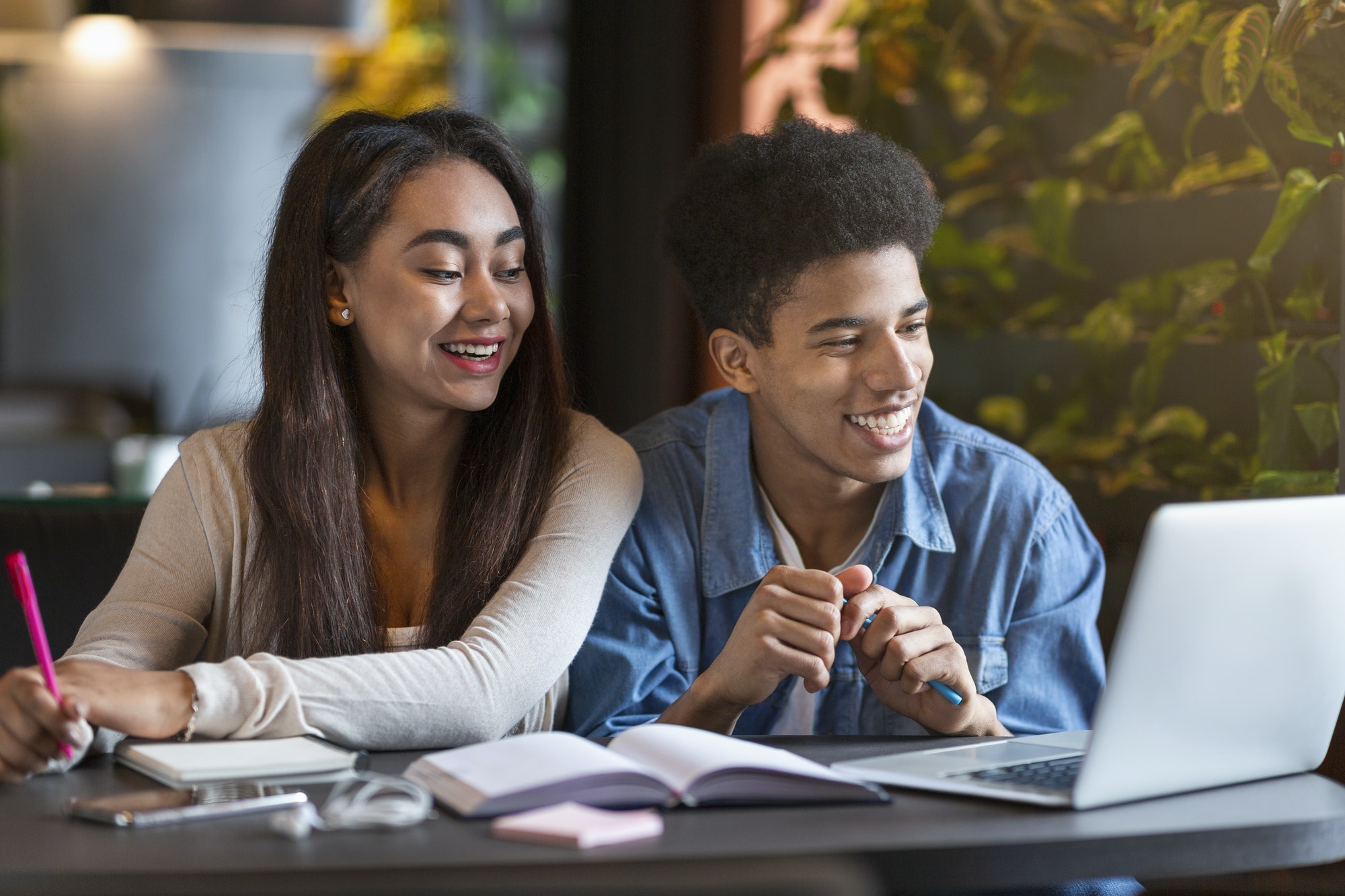 Como a família pode apoiar alunos que estão estudando para o vestibular?