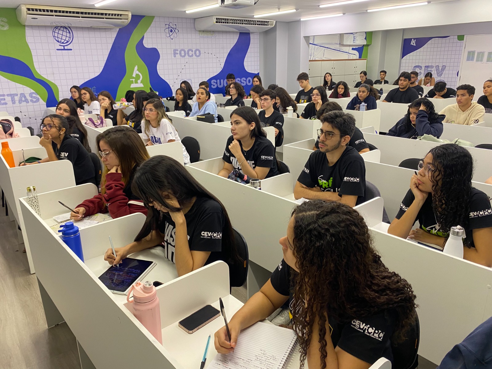 CEV+CPC vai realizar teste com descontos de até 100% nas turmas de Pré-Vestibular